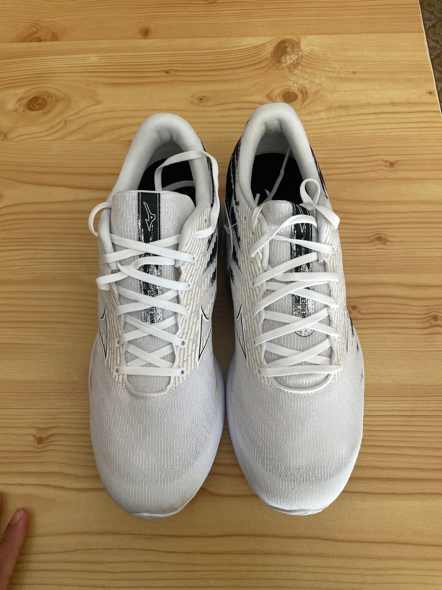 Mizuno Wave Rider 26