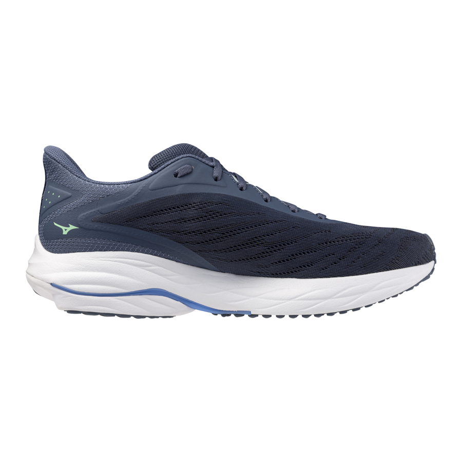 Mizuno Ultima 16